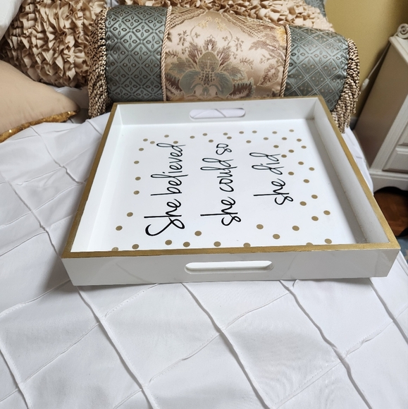 She believed tray - Picture 3 of 4